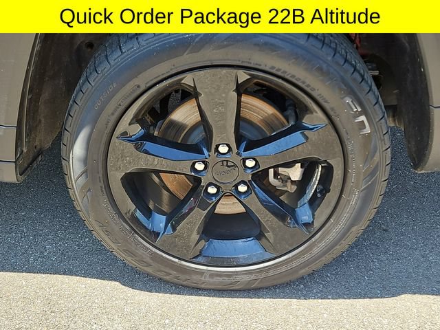 Used 2021 Jeep Grand Cherokee L Laredo AWD/4WD image 8