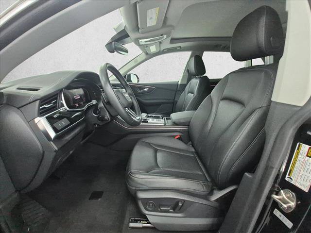 Used 2023 Audi Q8 Premium Plus AWD/4WD image 17