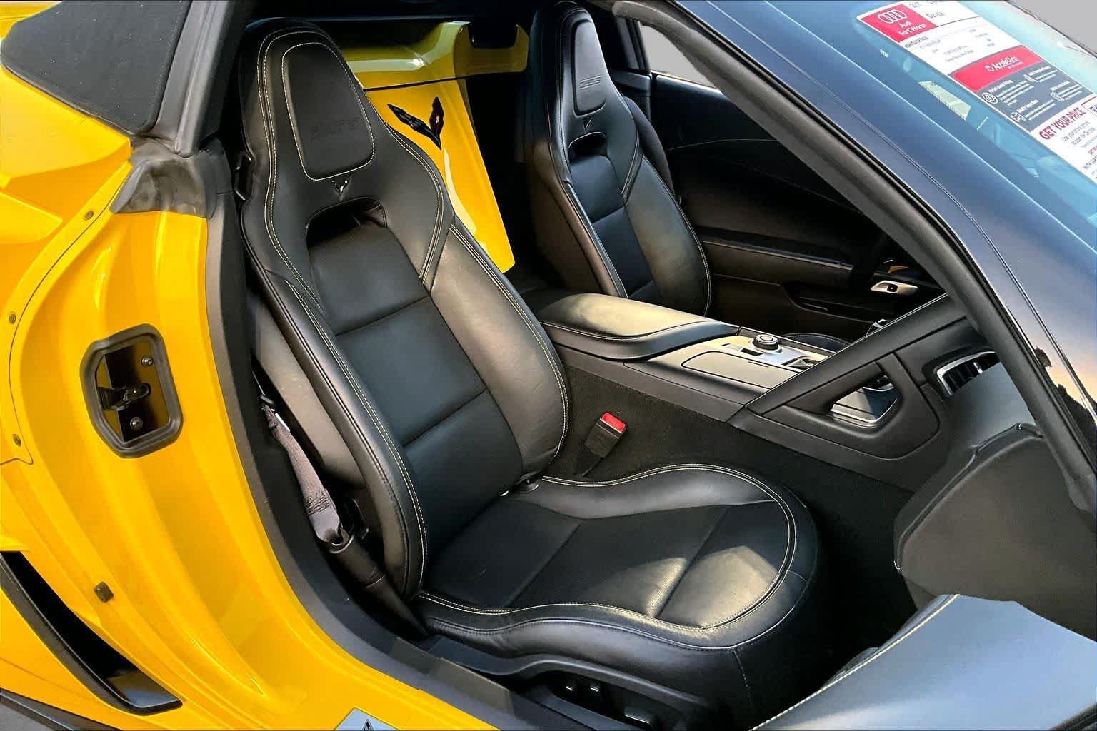 Used 2017 Chevrolet Corvette Z06 RWD image 9