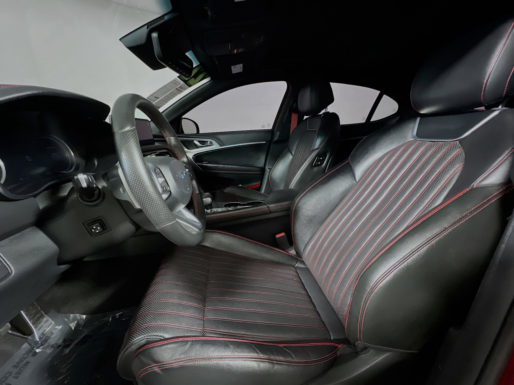 Used 2022 Genesis G70 3.3T w/ Sport Advanced Package image 15