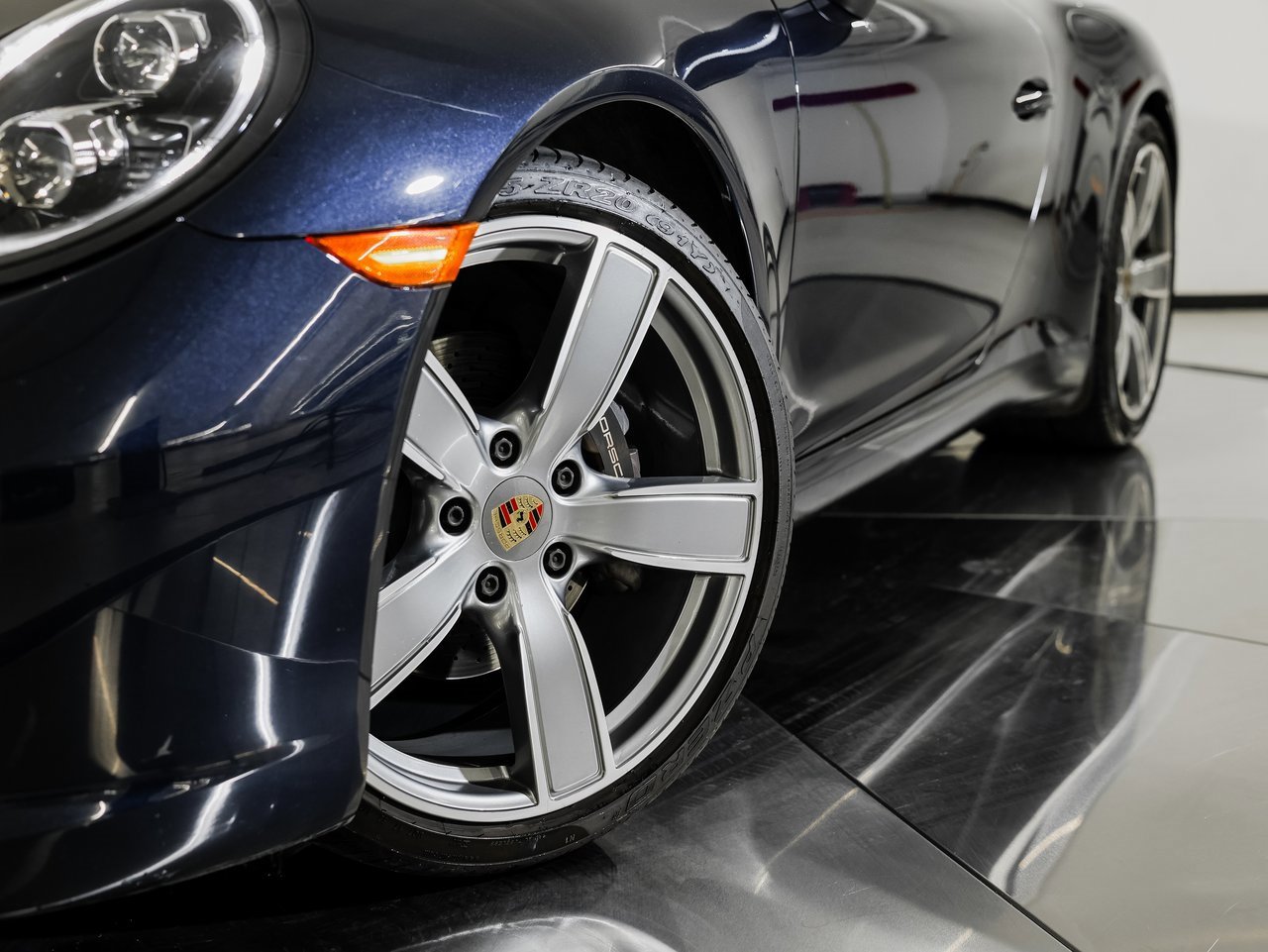 Used 2017 Porsche 911 Carrera 4 image 11