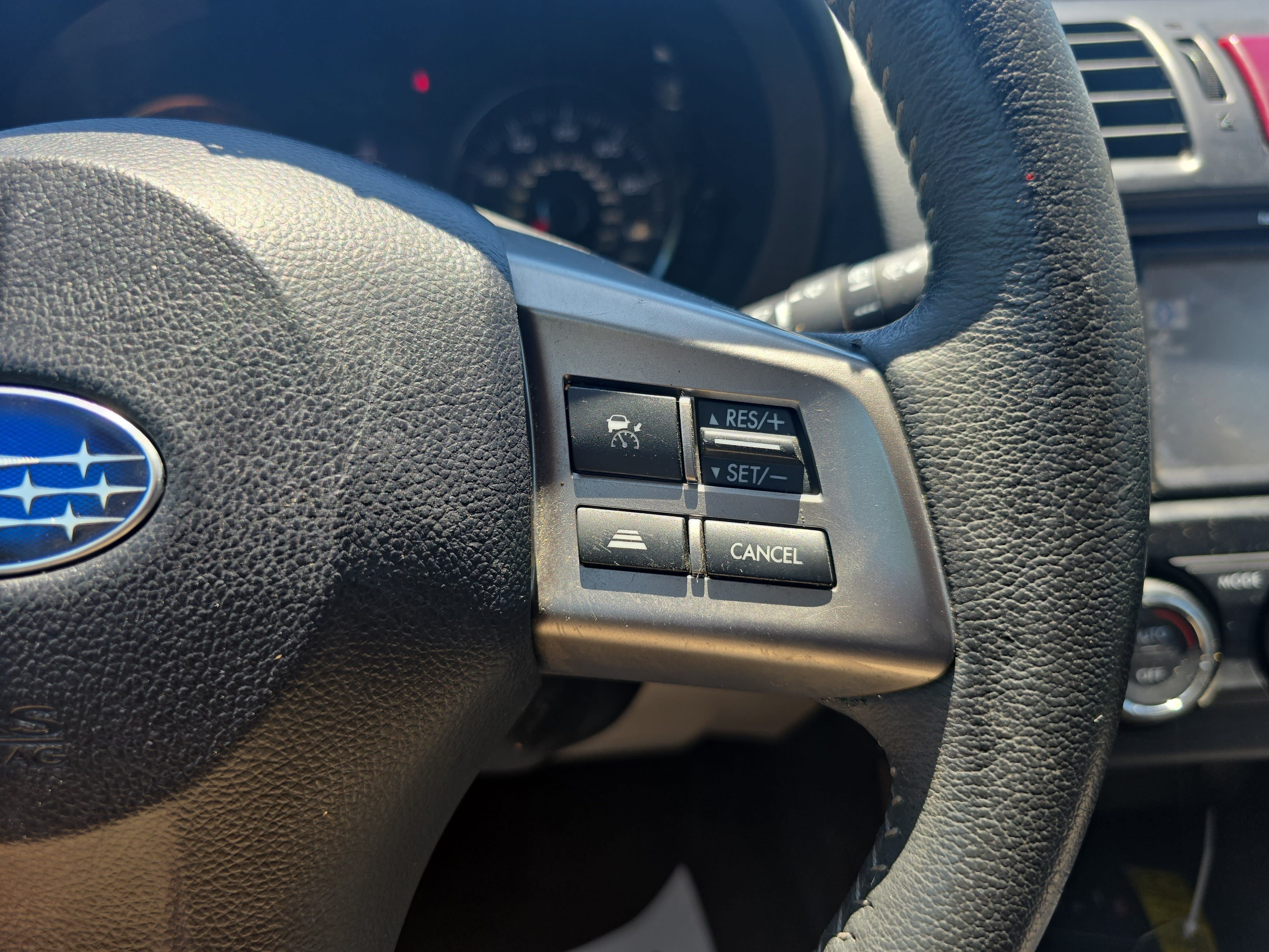 Used 2014 Subaru Forester 2.5i Touring AWD/4WD image 18