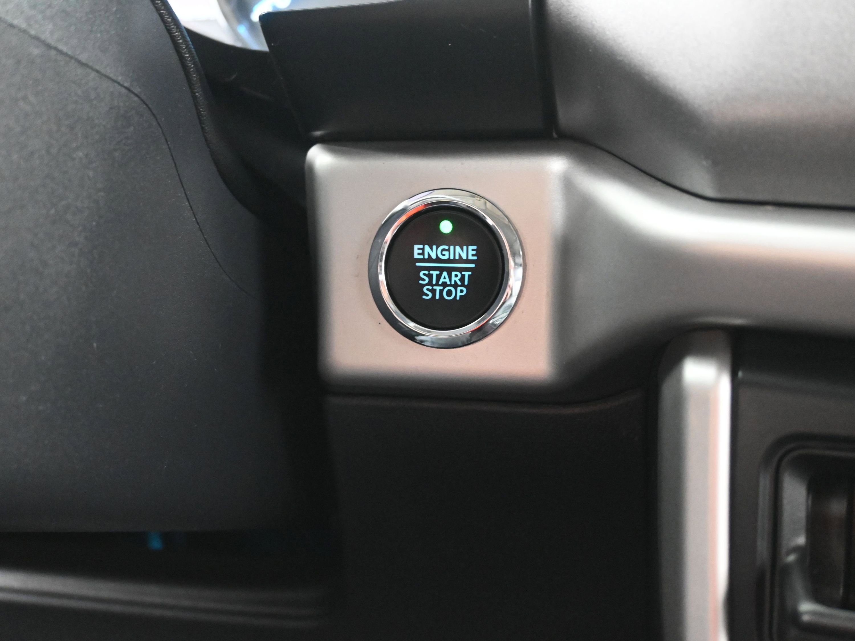 Certified 2022 Ford Expedition XLT image 24