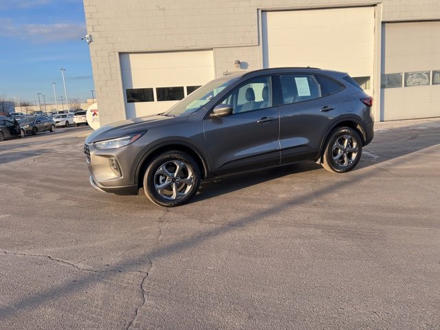 Used 2025 Ford Escape ST-Line Select image 17