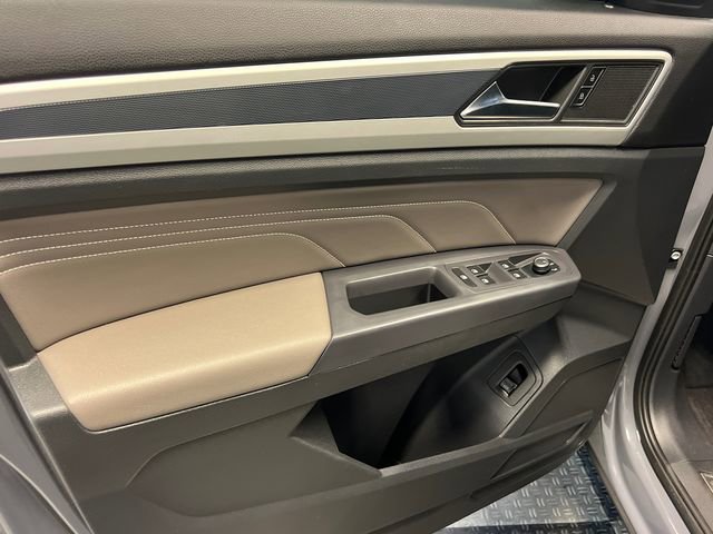 Certified 2021 Volkswagen Atlas Cross Sport SE w/ Panoramic Sunroof Package FWD image 8