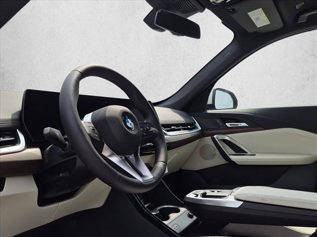 New 2027 BMW X1 xDrive28i AWD/4WD image 3