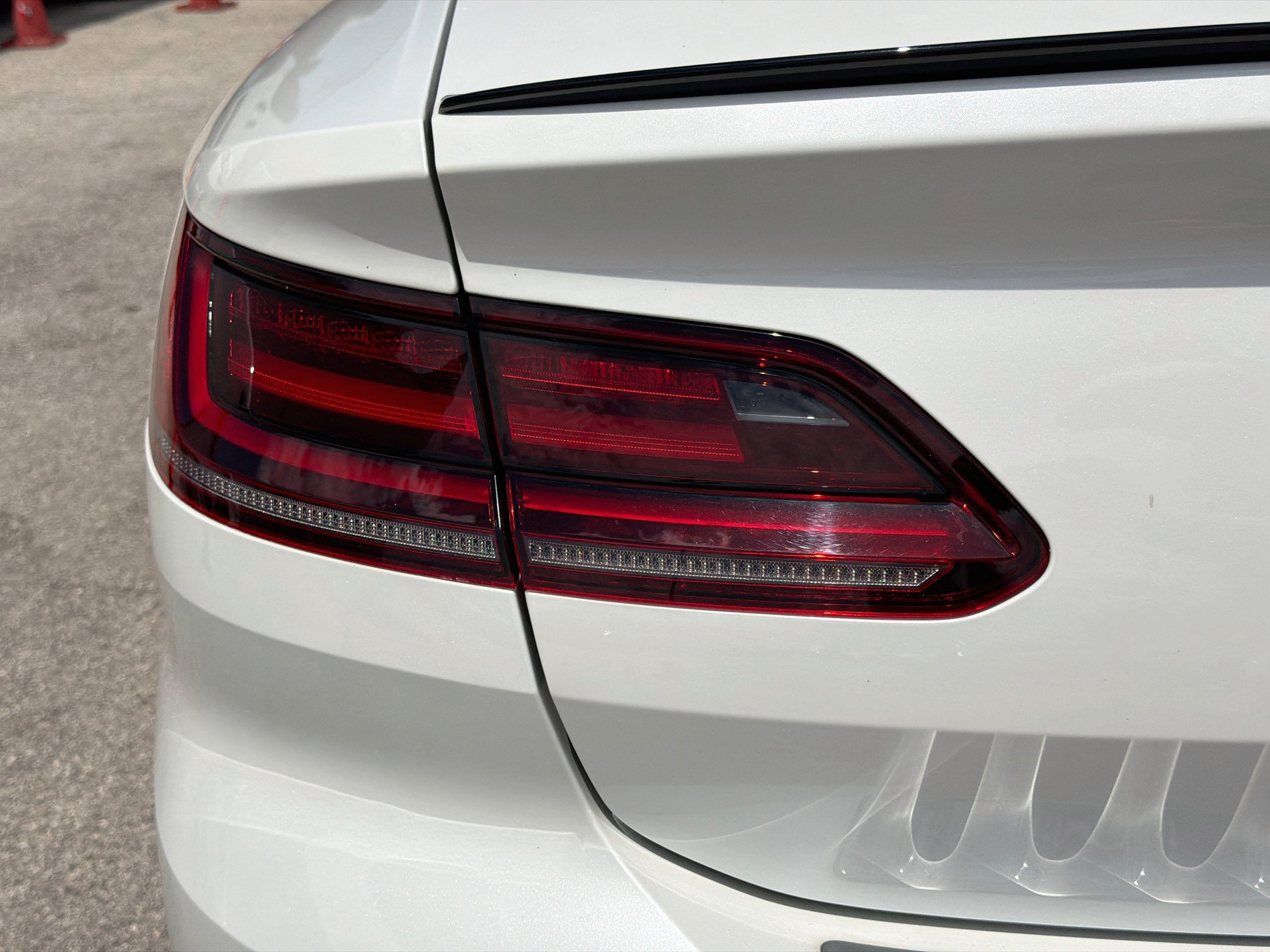 Certified 2023 Volkswagen Arteon SE FWD image 10