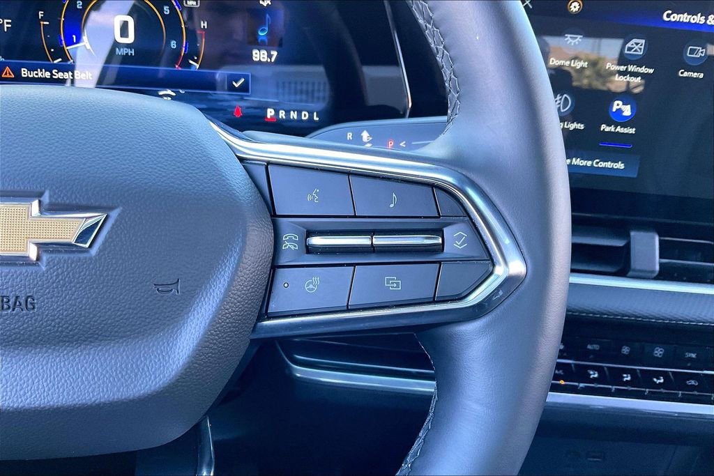 Used 2025 Chevrolet Equinox LT w/ Convenience Package II image 19