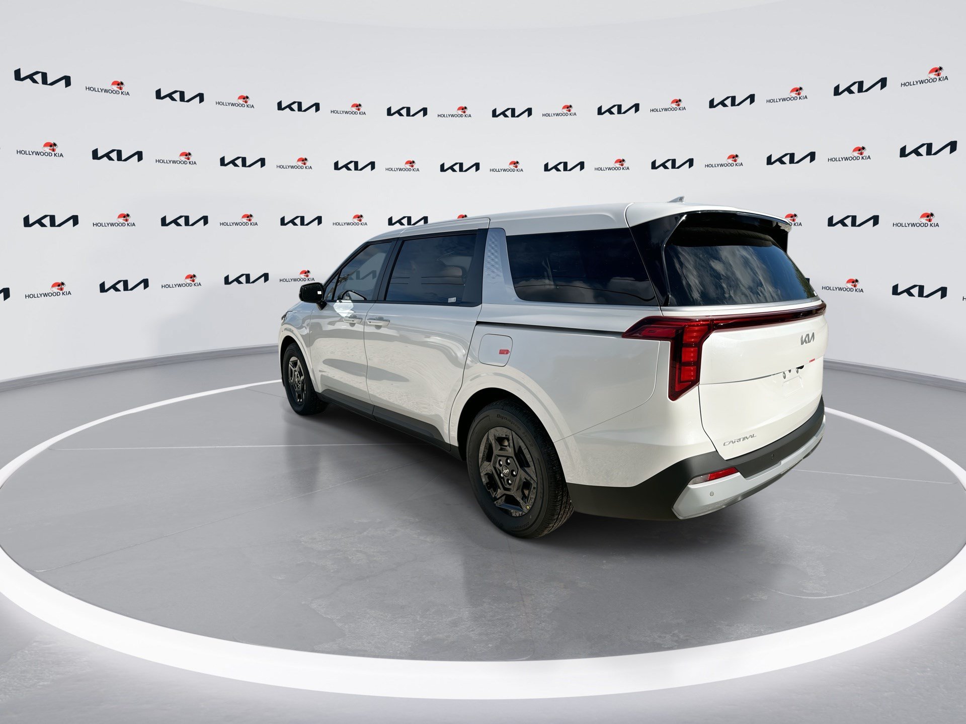 New 2026 Kia Carnival LX FWD image 6