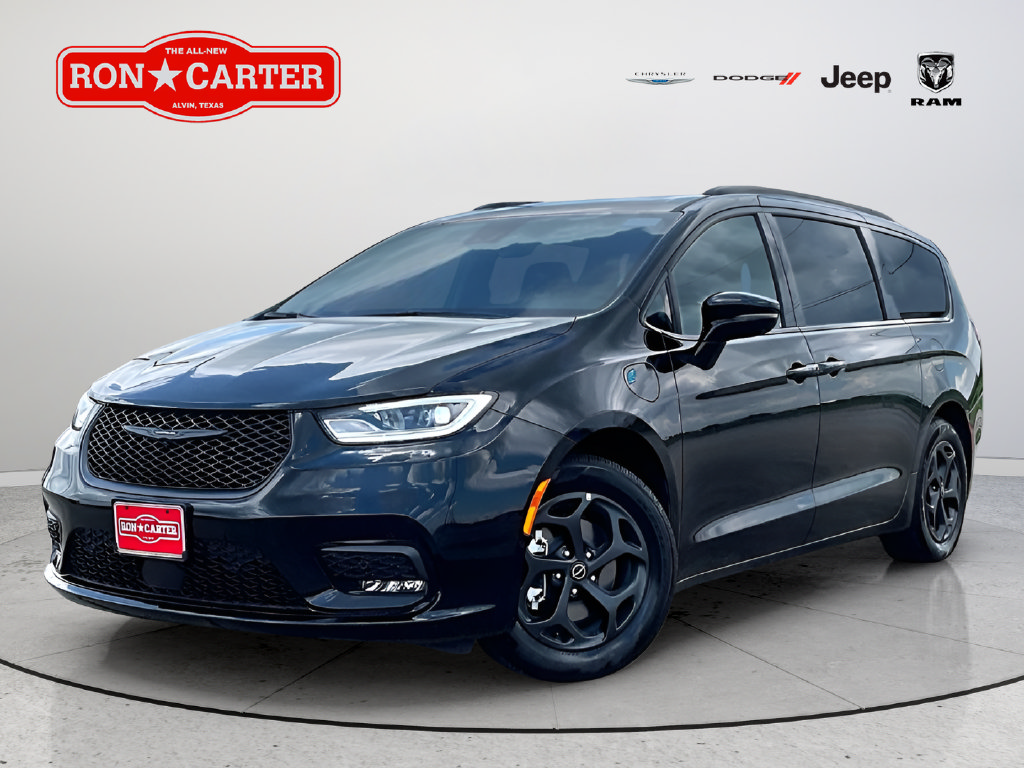 New 2025 Chrysler Pacifica Premium FWD image 3