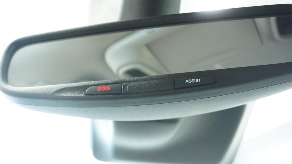 Used 2024 Chrysler Pacifica Limited AWD/4WD image 37