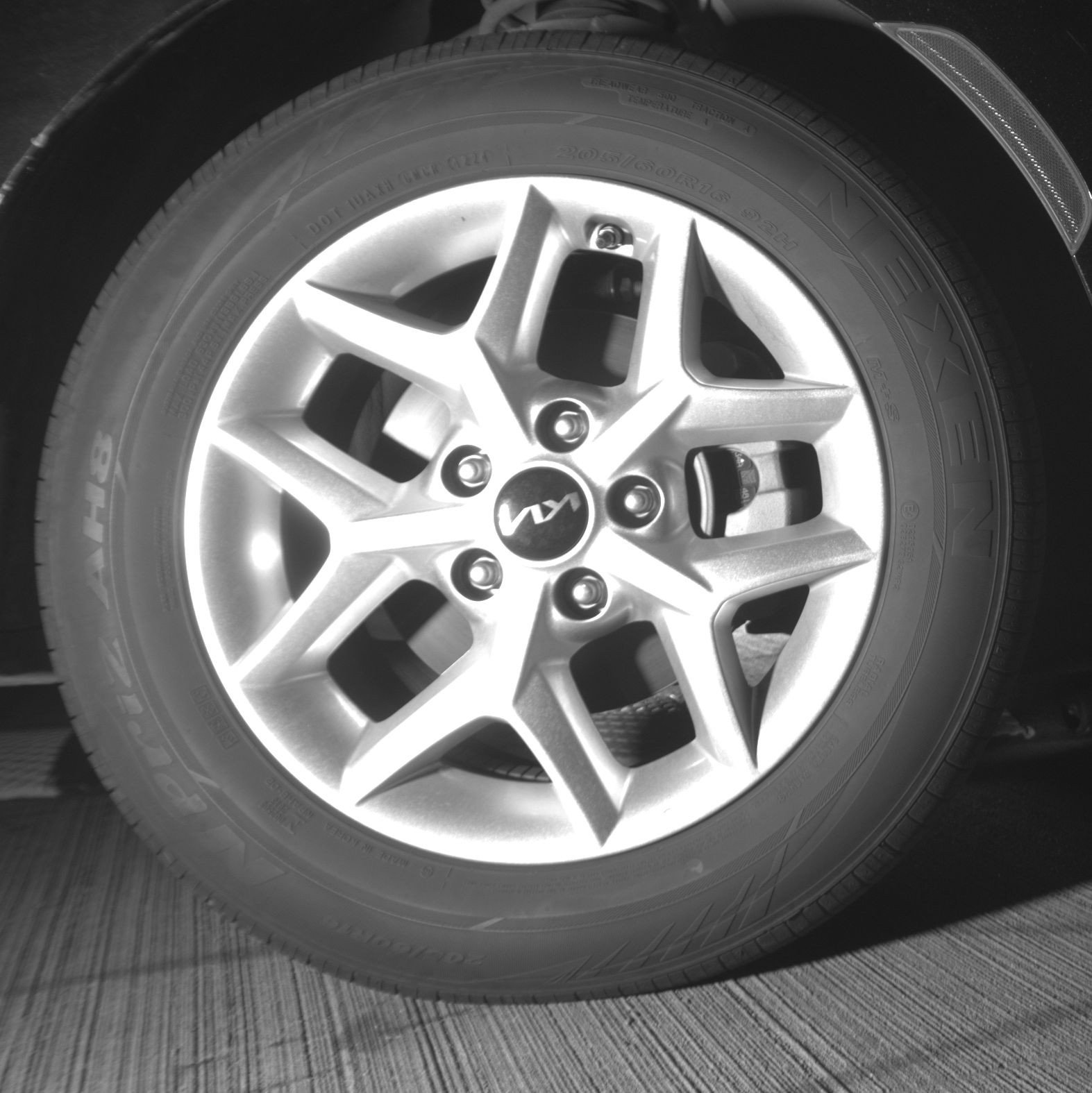 Used 2025 Kia Soul LX w/ LX Technology Package image 13