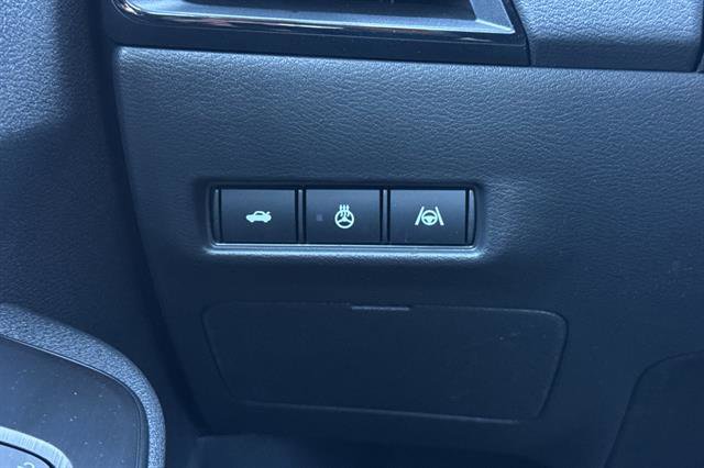 New 2026 Nissan Sentra SR w/ SR Premium Package FWD image 28