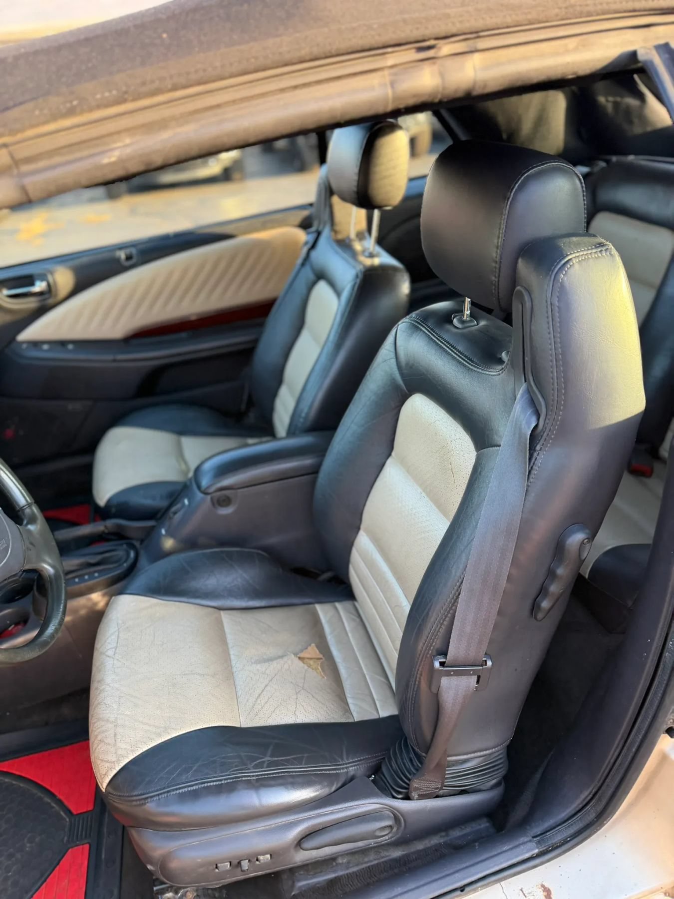 Used 1998 Chrysler Sebring JXI FWD image 6