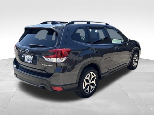 Used 2019 Subaru Forester Premium w/ All-Weather Package AWD/4WD image 7