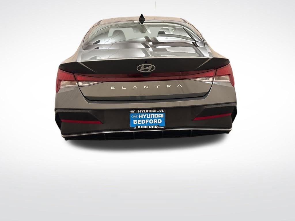 New 2026 Hyundai Elantra Sport FWD image 6