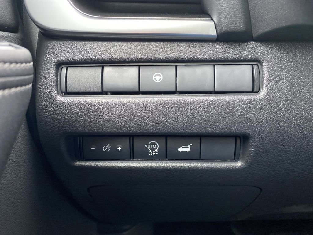 New 2026 Nissan Rogue SV w/ SV Premium Package image 24