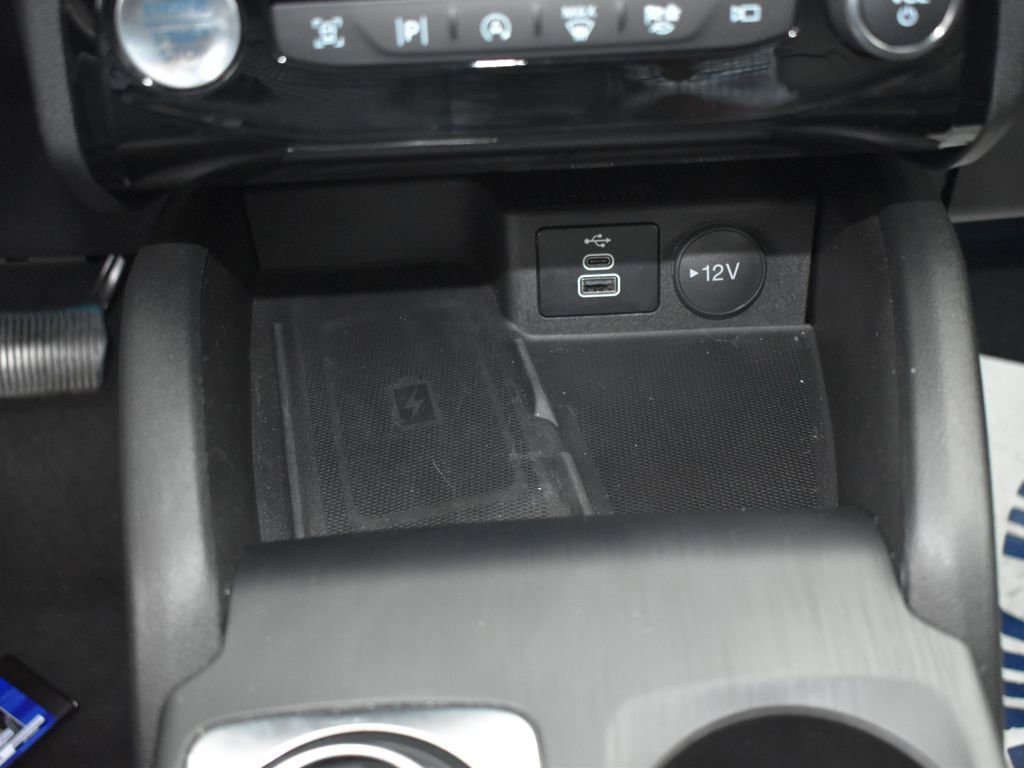 Used 2024 Ford Escape Platinum image 33