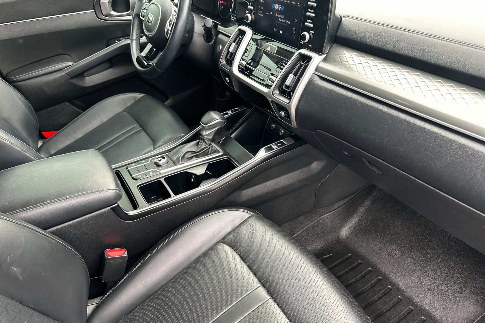 Used 2021 Kia Sorento S w/ Panoramic Sunroof Package image 18