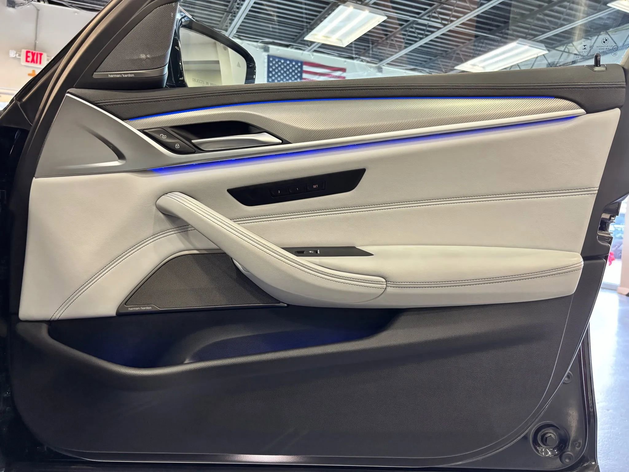 Used 2023 BMW M5 image 48