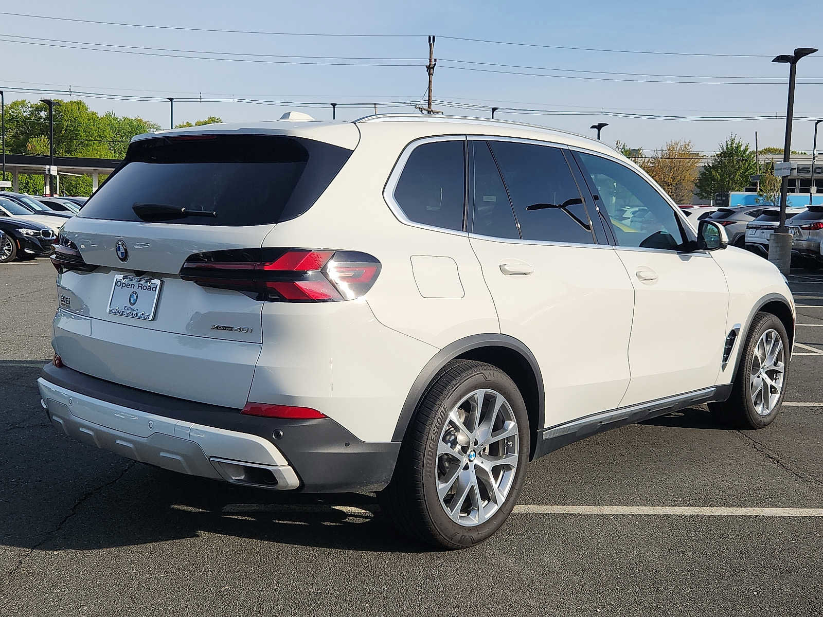 Certified 2024 BMW X5 xDrive40i w/ Premium Package AWD/4WD image 6