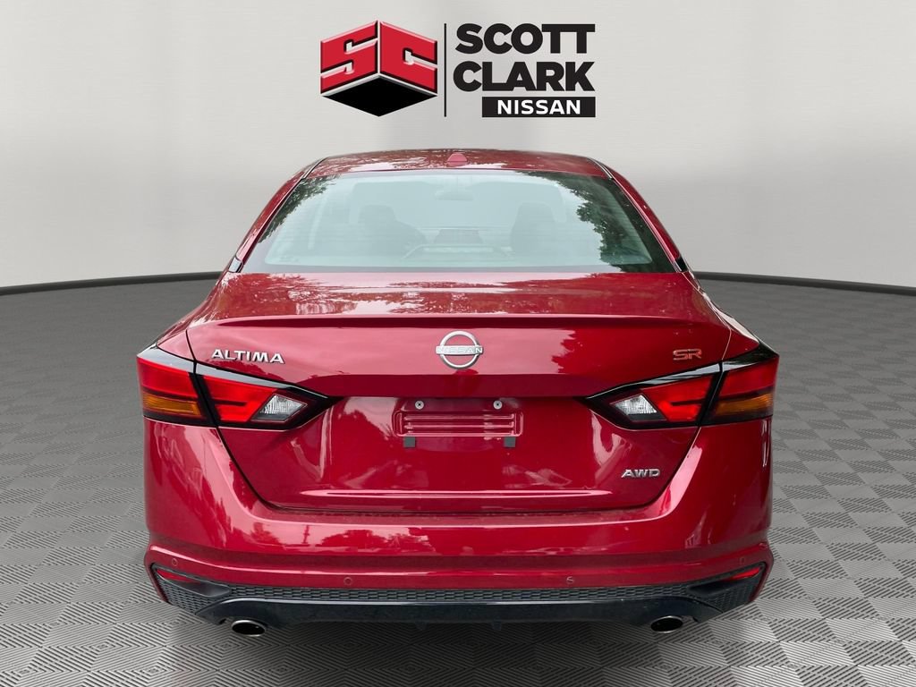 Used 2024 Nissan Altima 2.5 SR AWD/4WD image 5