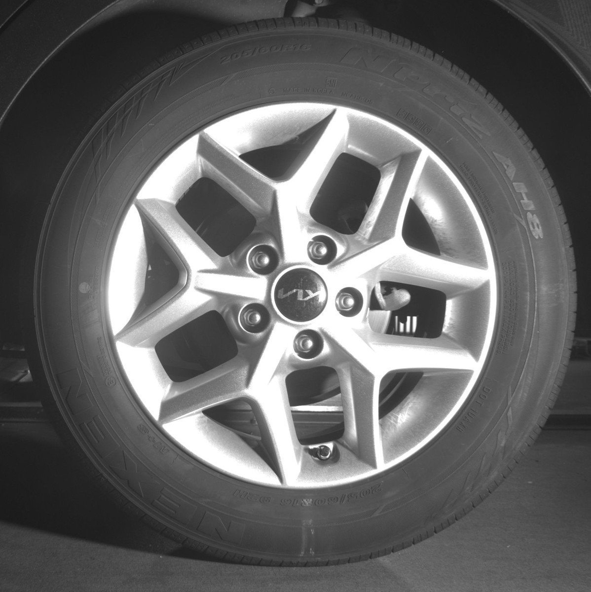 Used 2025 Kia Soul LX w/ LX Technology Package FWD image 21