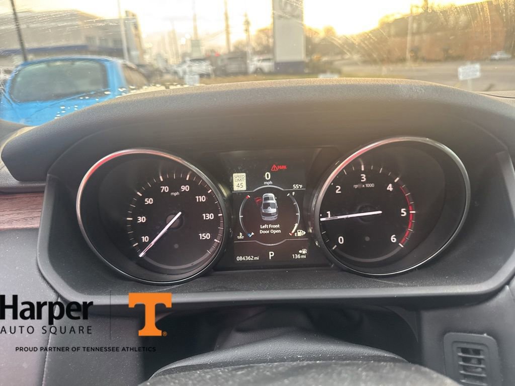 Used 2017 Land Rover Discovery HSE Luxury image 15