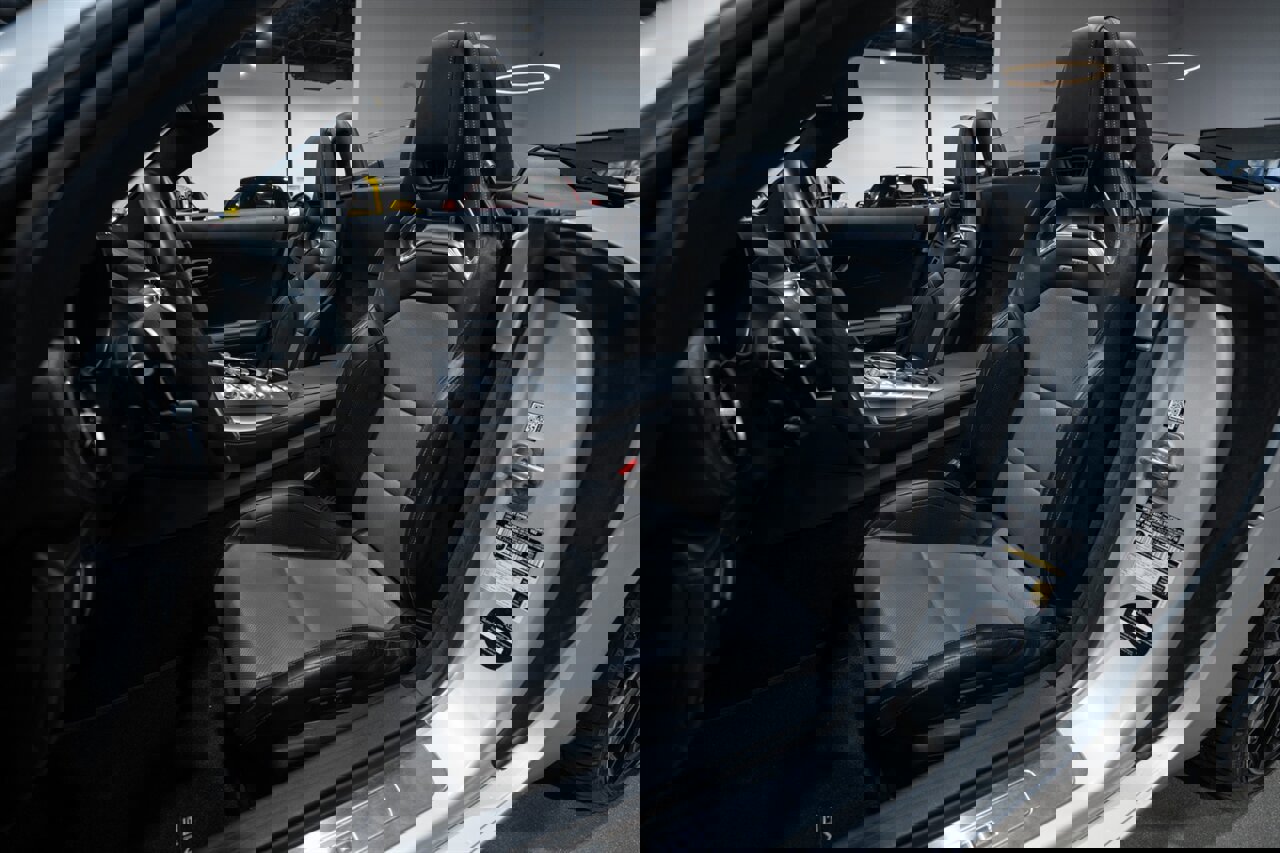 Used 2019 Mercedes-Benz AMG GT Roadster image 22