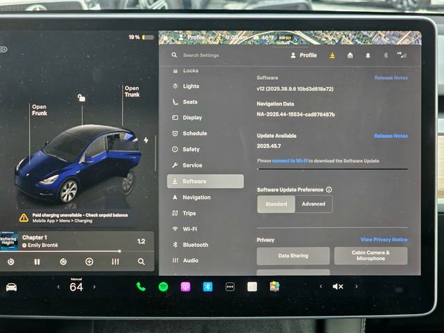 Used 2023 Tesla Model Y Long Range image 35