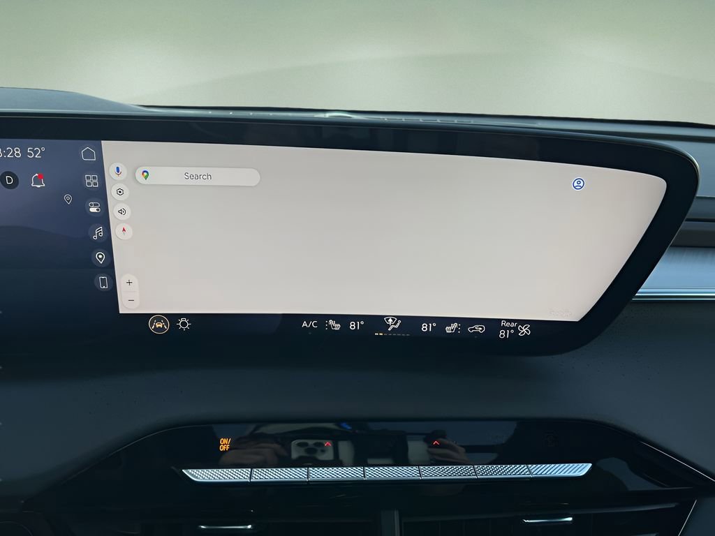 Certified 2025 Buick Enclave Avenir image 14