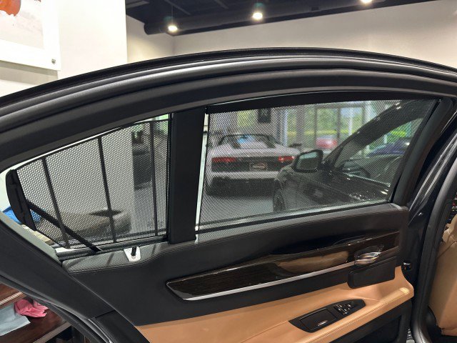 Used 2012 BMW 750Li RWD image 29