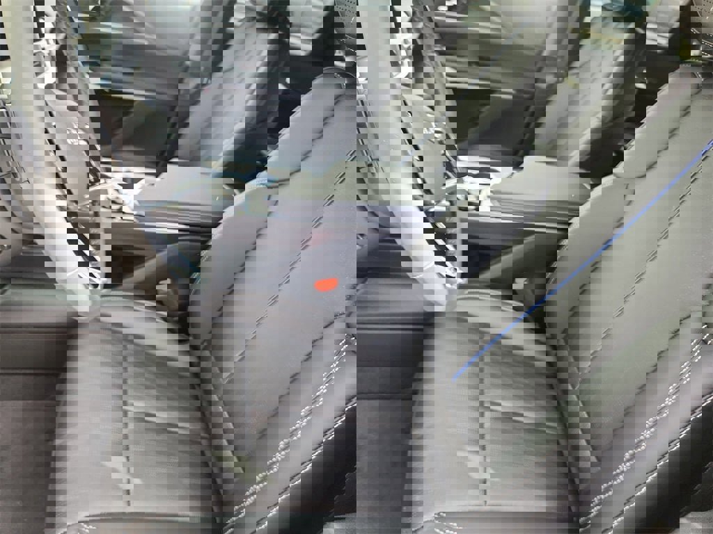 New 2026 Cadillac Lyriq Premium Luxury image 7