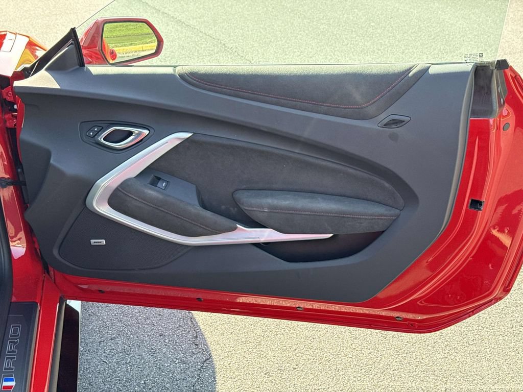 Used 2017 Chevrolet Camaro ZL1 RWD image 26