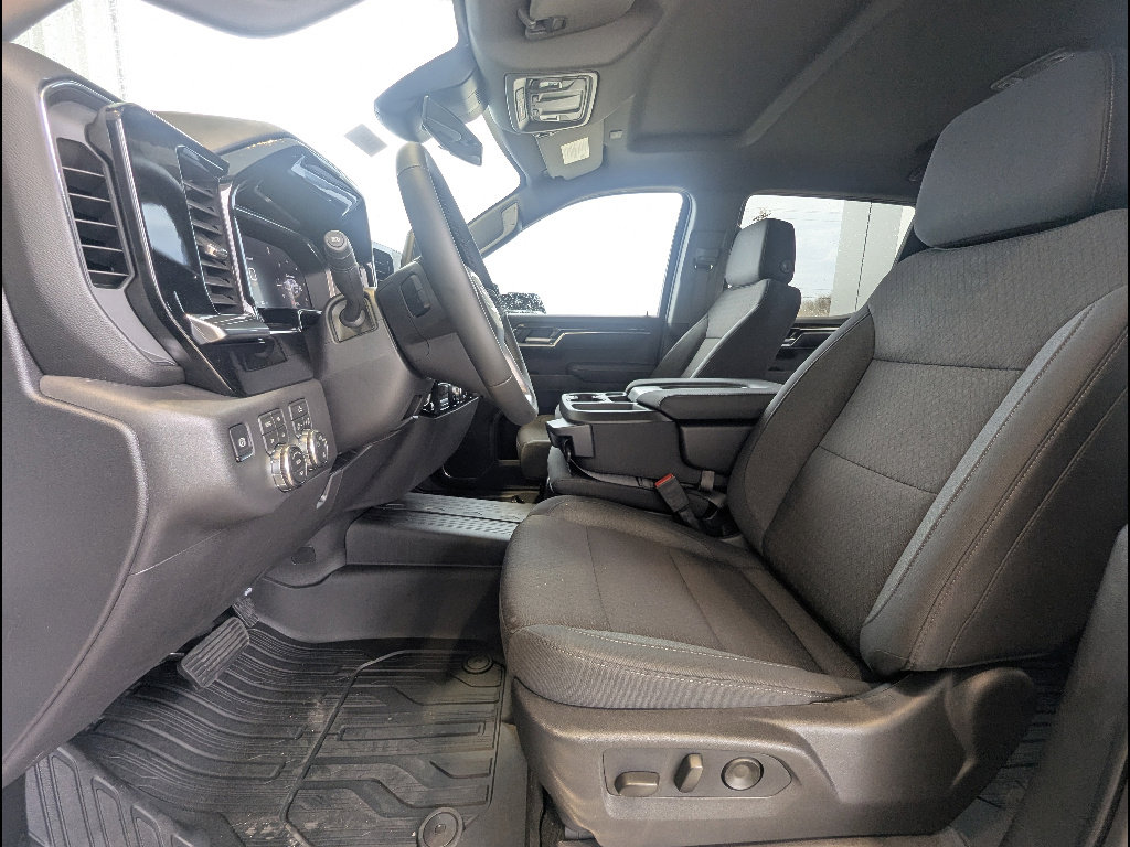 New 2026 GMC Sierra 1500 SLE image 15