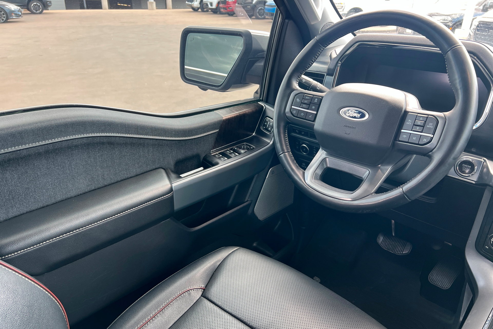 Used 2023 Ford F150 Lariat w/ Trailer Tow Package AWD/4WD image 12