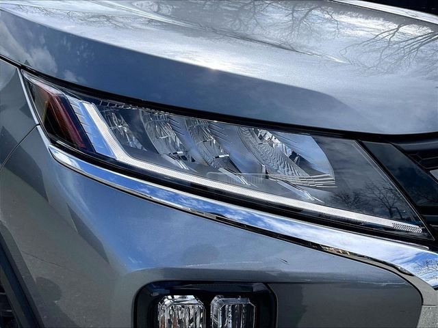 Used 2025 Mitsubishi Outlander Sport AWD image 30