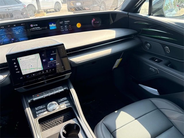 New 2025 Lincoln Nautilus Premier w/ Equipment Group 102A image 15