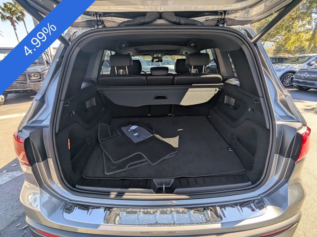 Used 2024 Mercedes-Benz EQB 300 4MATIC image 22