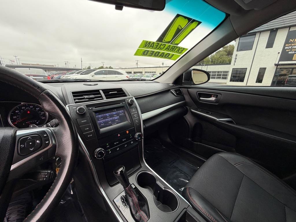 Used 2017 Toyota Camry SE FWD image 41