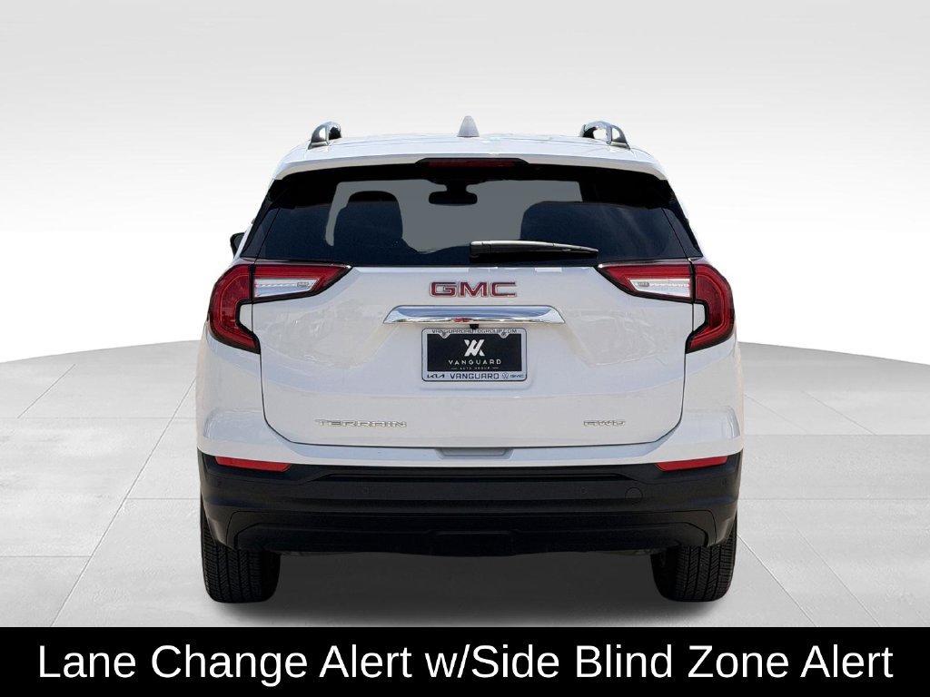 Used 2024 GMC Terrain SLE AWD/4WD image 7