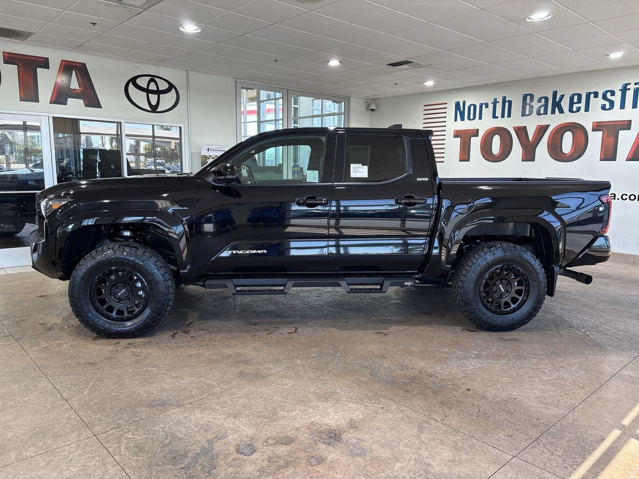 New 2026 Toyota Tacoma SR5 AWD/4WD image 7
