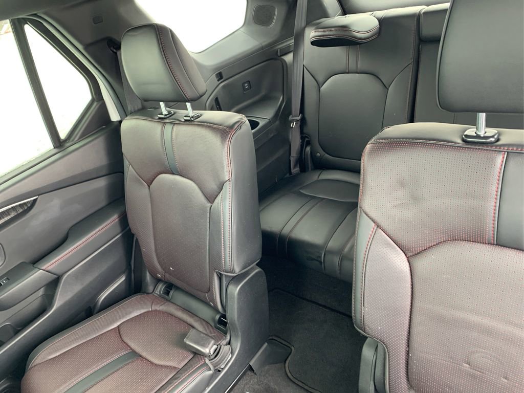 Used 2025 Honda Pilot Black Edition image 10