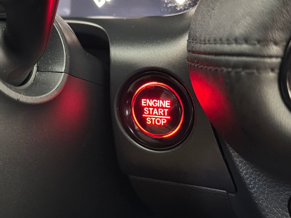 Used 2025 Honda HR-V LX image 6