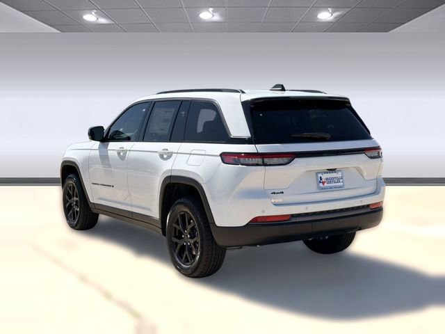 New 2026 Jeep Grand Cherokee Altitude AWD/4WD image 3