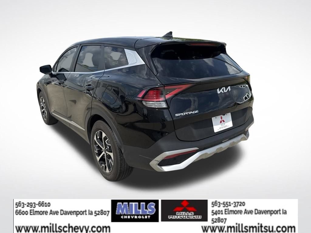 Used 2023 Kia Sportage EX FWD image 3