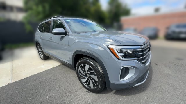 New 2026 Volkswagen Atlas SE AWD/4WD image 2