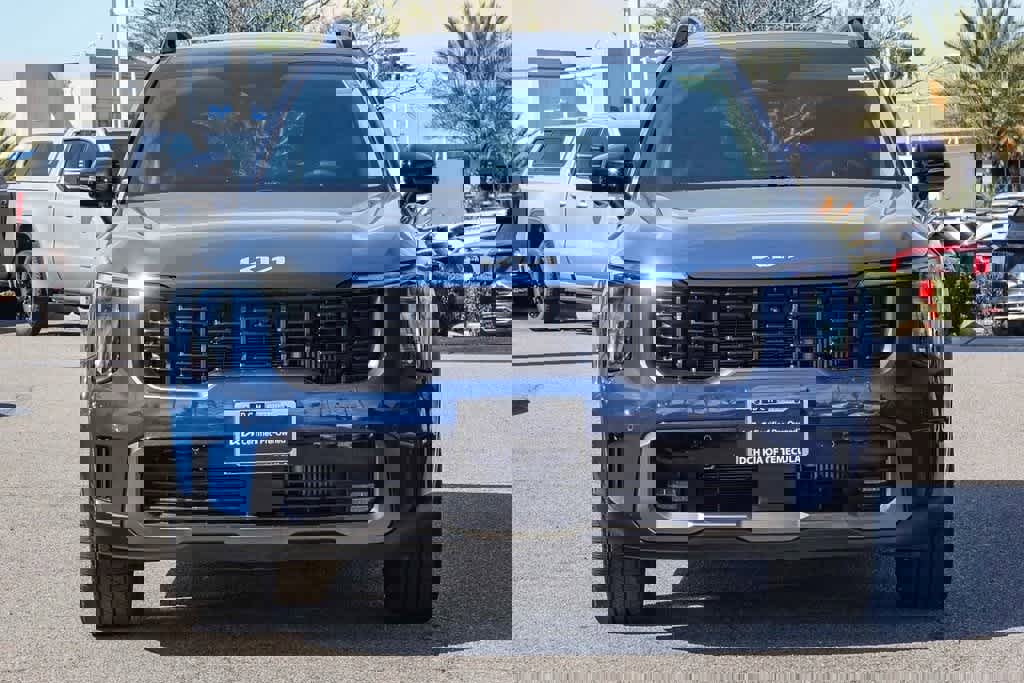 Certified 2024 Kia Sorento SX image 2