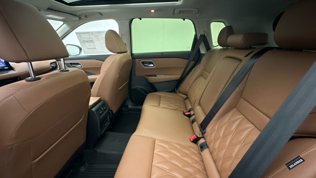 New 2026 Nissan Rogue Platinum w/ Platinum Premium Package image 10