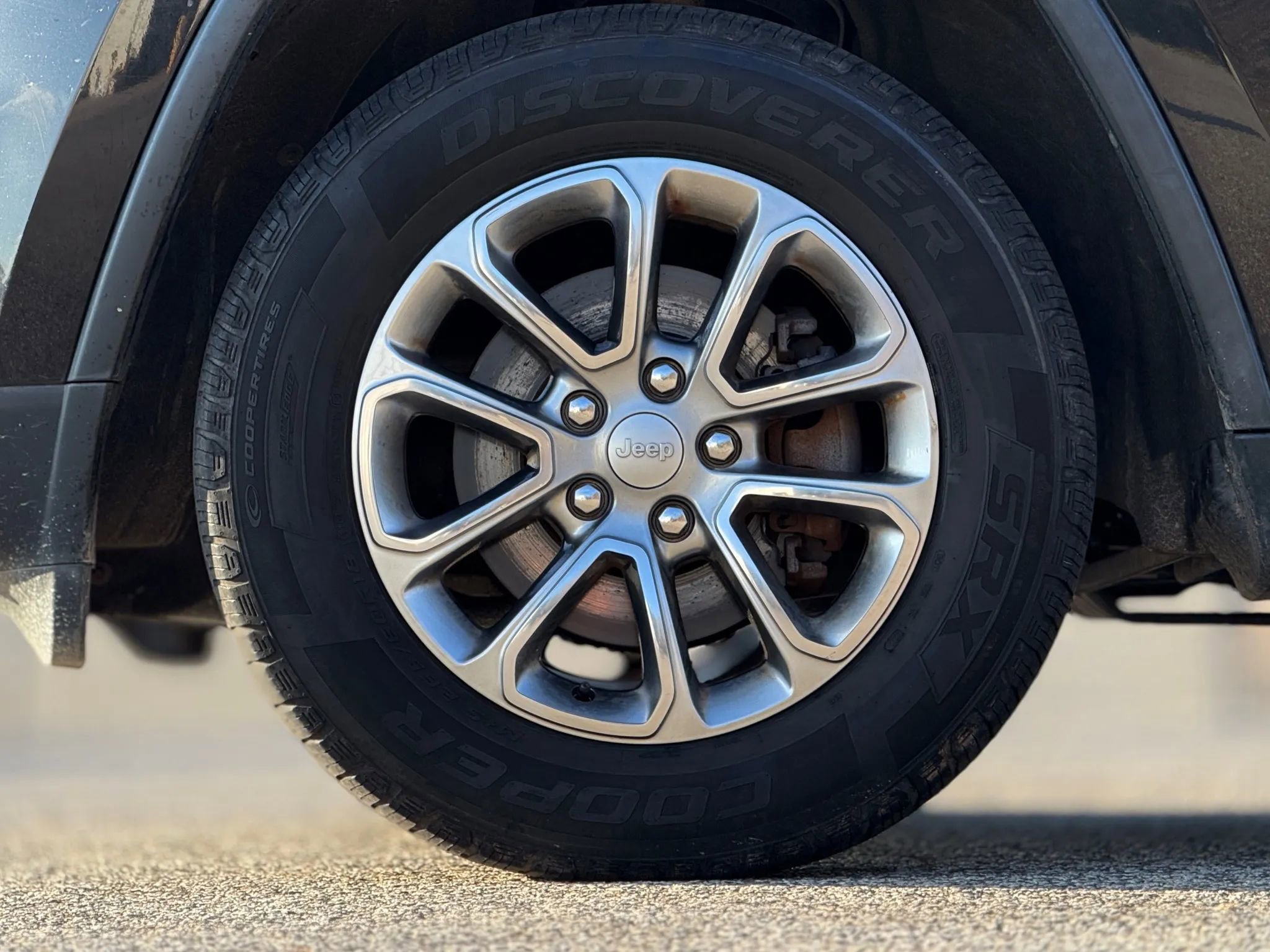 Used 2015 Jeep Grand Cherokee Limited image 31